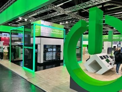 Schneider Electric presenta a SPS le novità che nel 2025 rivoluzioneranno l'automazione